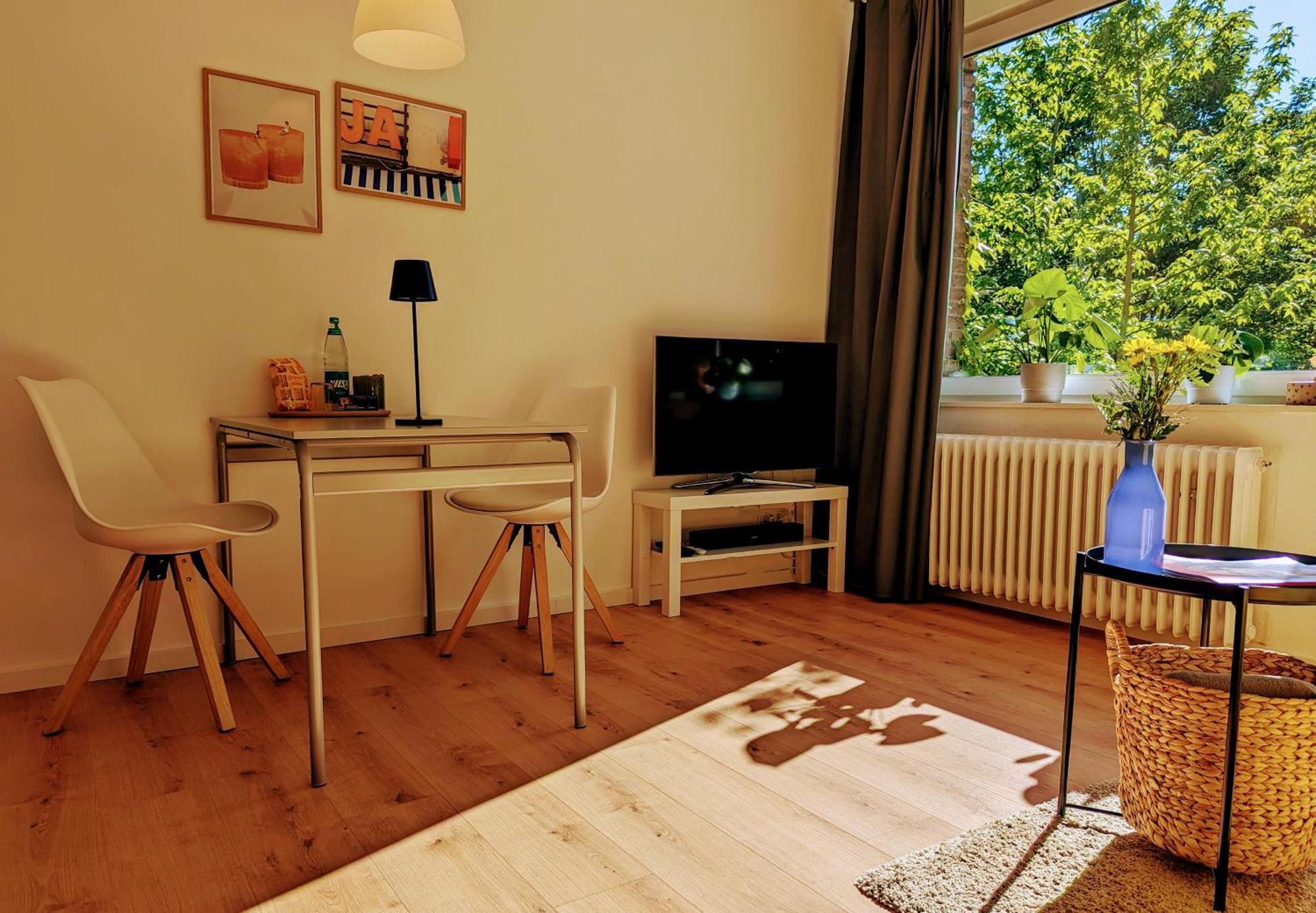 Mit Balkon In Hannover-ahlem Appartement *